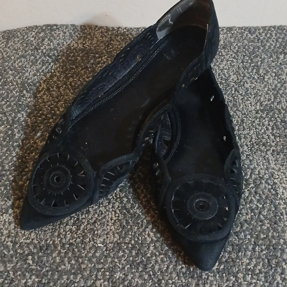 Tory Burch size 8.5 black leather suede slip on flats